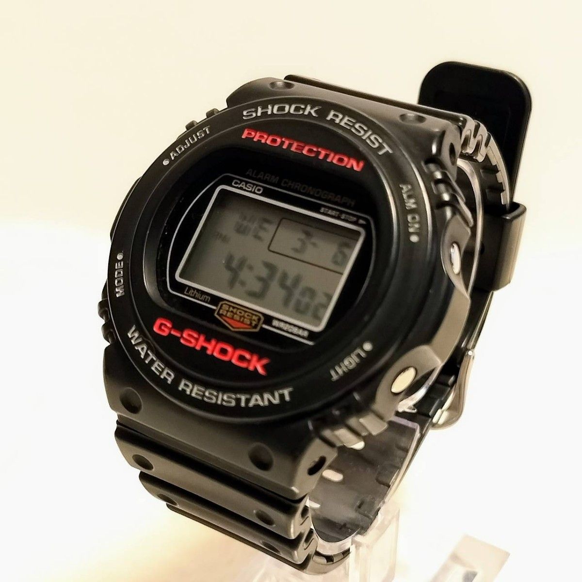 【稼働品】 CASIO　G-SHOCK DW-5750E1JF　カシオ クォーツ 黒 赤  腕時計 ジーショック Gショック 春