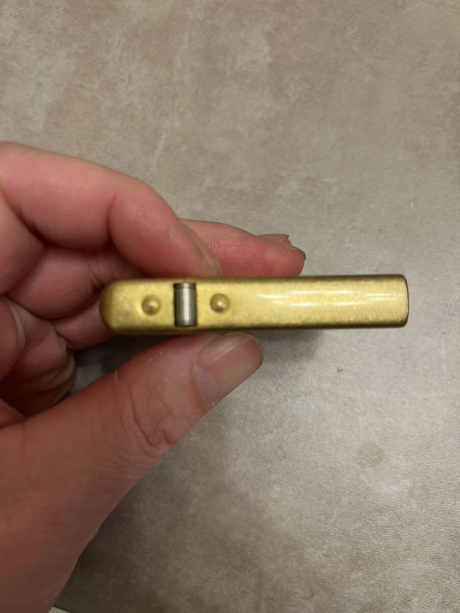  oil lighter automatic push button Gold unused 