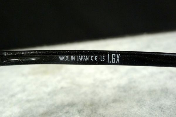 O1346 【Hazuki ハズキルーペ 1.6倍 メンズ向け ラメ入りフレーム】眼鏡/60_画像6