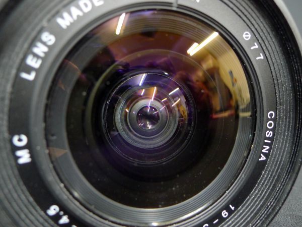 O1012 super wide-angle lens Cosina MC 19-35mm F3.5-4.5 Nikon mount Cosina /60