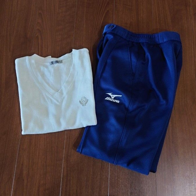 バレー 審判服 スラックス ベスト セット|Yahoo!フリマ(旧 バレー 審判服 スラックス ベスト セット|Yahoo!フリマ(旧