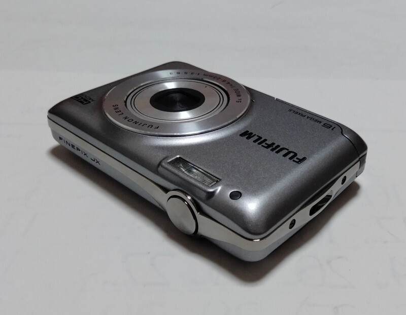 デジタルカメラ　FUJIFILM　FinePix　JX550　シルバー【ジャンク】　_画像4