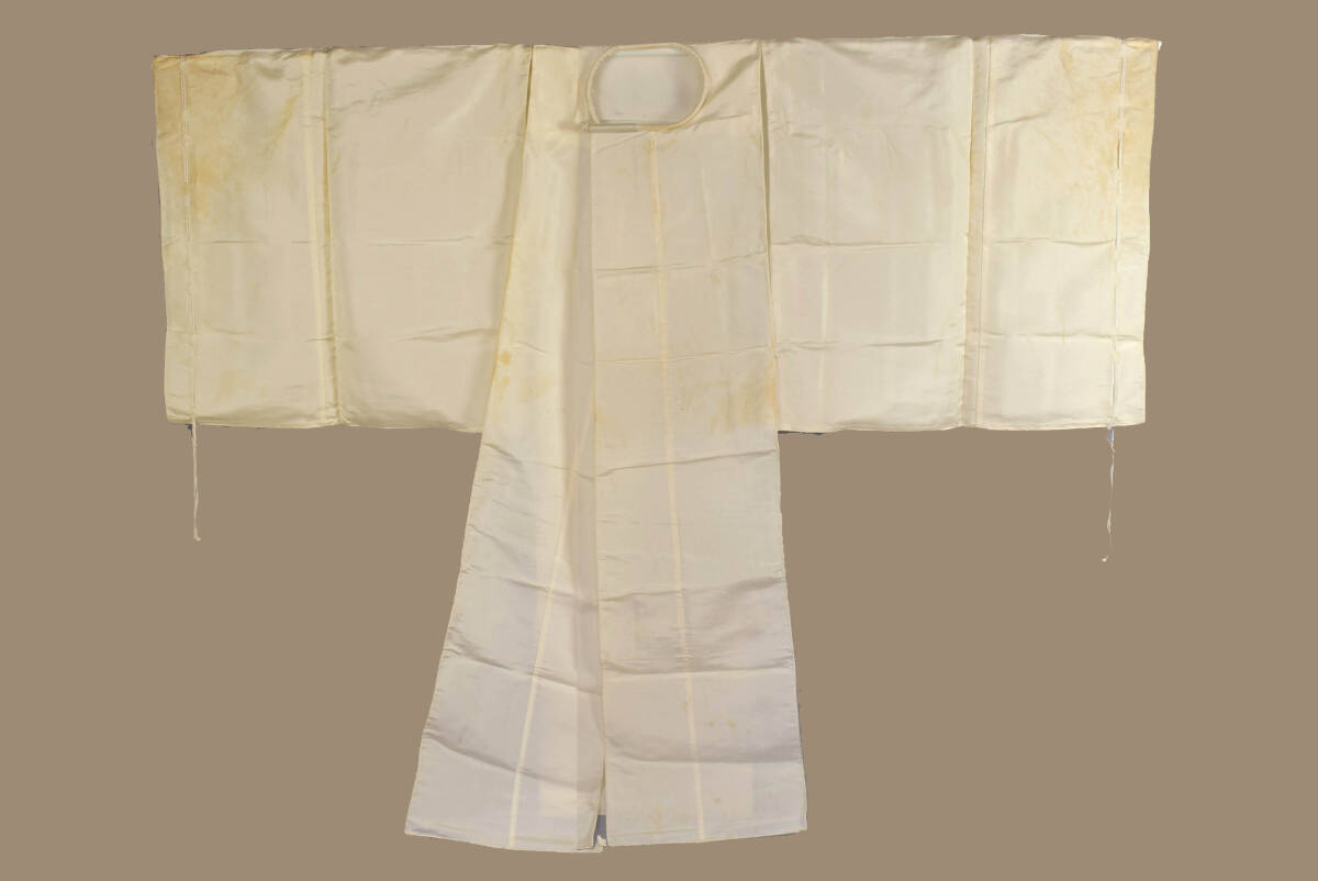 ◆中古衣装【狩衣】神官衣装 白色 神主 神社 神職 演劇 舞台 (A)の画像1
