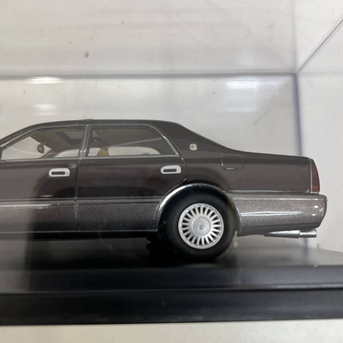 【TC0327】未開封 Toyota CROWN MAJESTA C TYPE V8 4000 1997 HS131 RE マルーンマイカートにング G 1/43スケール インターアライドの画像3