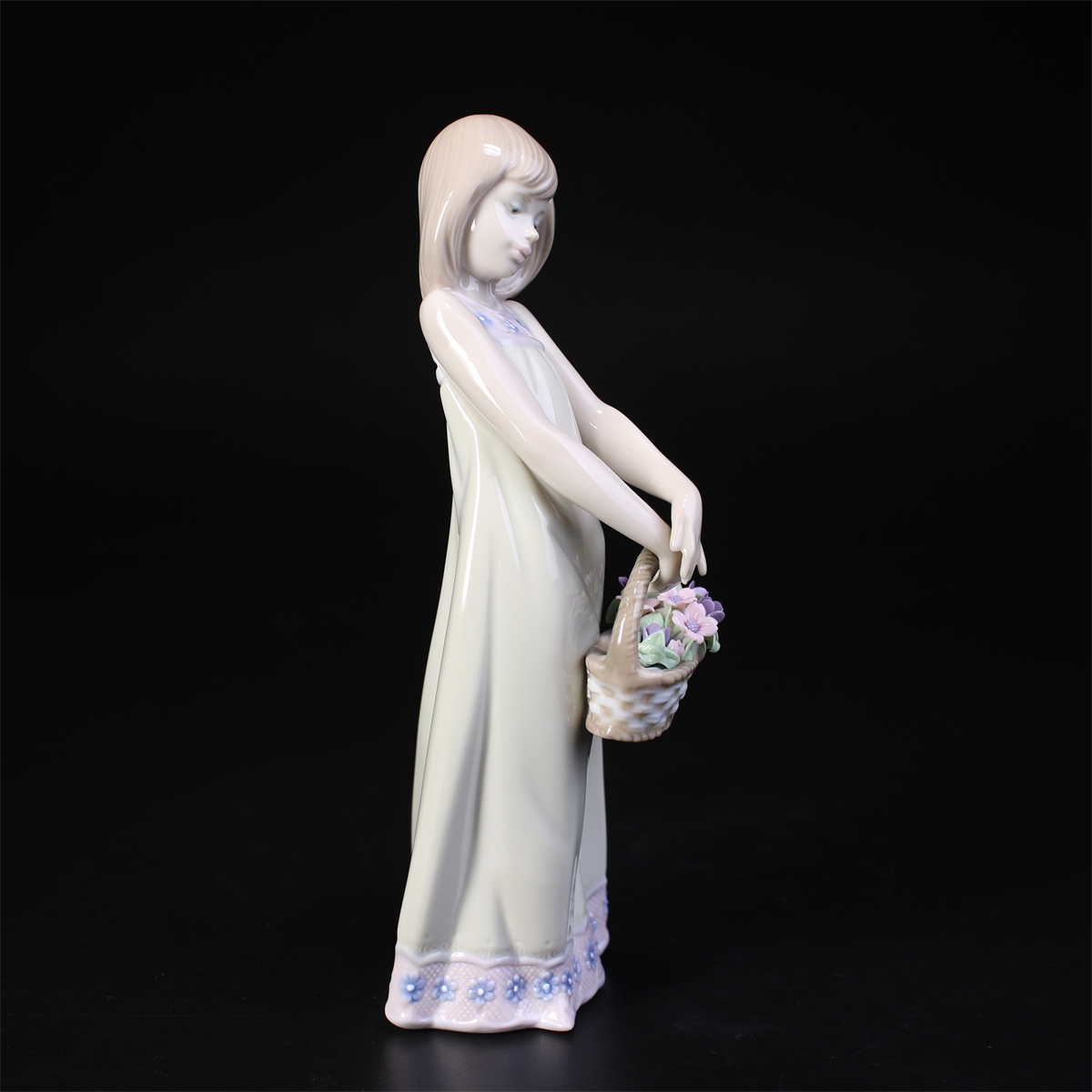 CE508 LLADRO 【リヤドロ】 磁器人形 美少女 置物 高20㎝／美品！ｈ_画像4