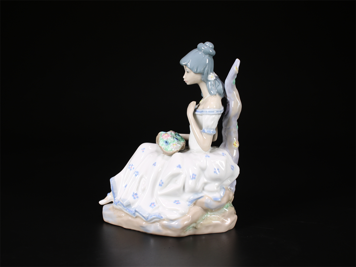 CE444 LLADRO 【リヤドロ】 CASDES 磁器人形 美少女 置物／美品i！ｈ_画像5