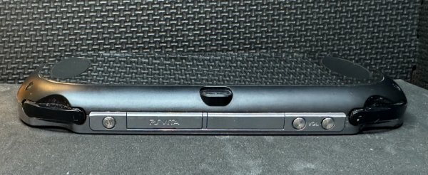 SONY　PSVITA　PCH-1000_画像4