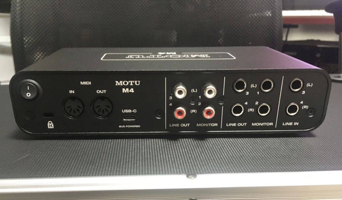  прекрасный товар MOTU M4 аудио интерфейс 