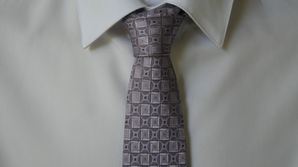  unused . close [HUGO BOSS Hugo Boss ]USED brand necktie /m34-2GG4-31-35