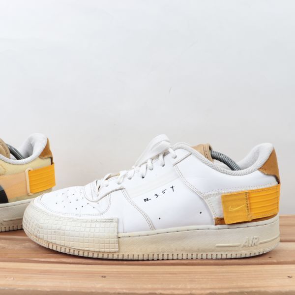 z682 ナイキ エアフォース1 タイプ US10 28.0cm/白 ホワイト 黄 イエロー系 NIKE AIRFORCE1 TYPE AF1 LOW メンズ スニーカー 中古_画像6