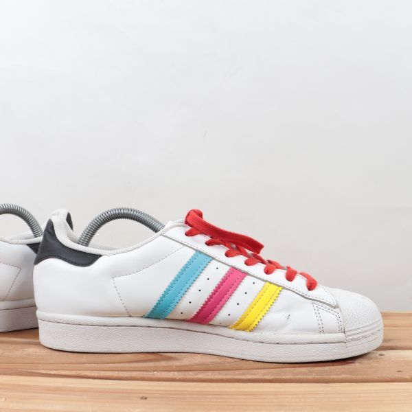 z939 アディダス スーパースター US8 26.0cm/白 ホワイト 黒 ブラック マルチカラー adidas SUPERSTAR メンズ スニーカー 中古の画像5