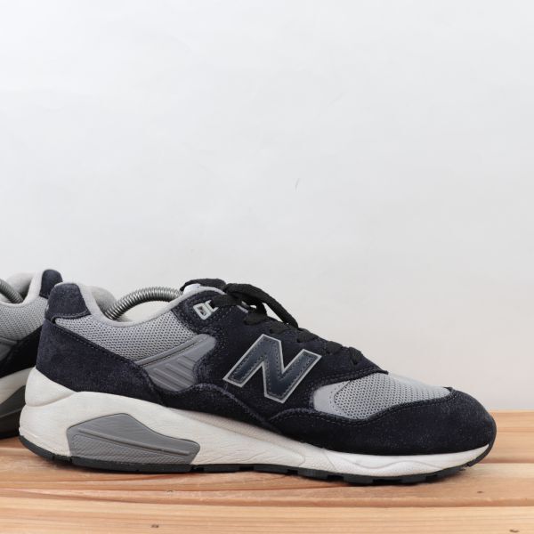 z1078【580】ニューバランス US10 28.0cm/紺 ネイビー 灰 グレー newbalance メンズ スニーカー 中古_画像5