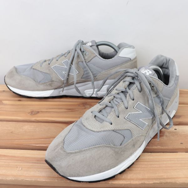 z1287【580】ニューバランス US10 28.0cm/灰 グレー newbalance メンズ スニーカー 中古_画像1