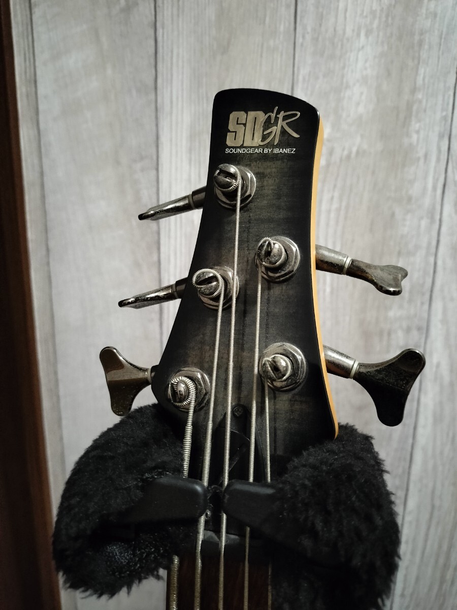 Bibian 比比昂 - Ibanez ベース アイバニーズ 5弦 エレキベース Bibian 比比昂 - Ibanez ベース アイバニーズ 5弦 エレキベース