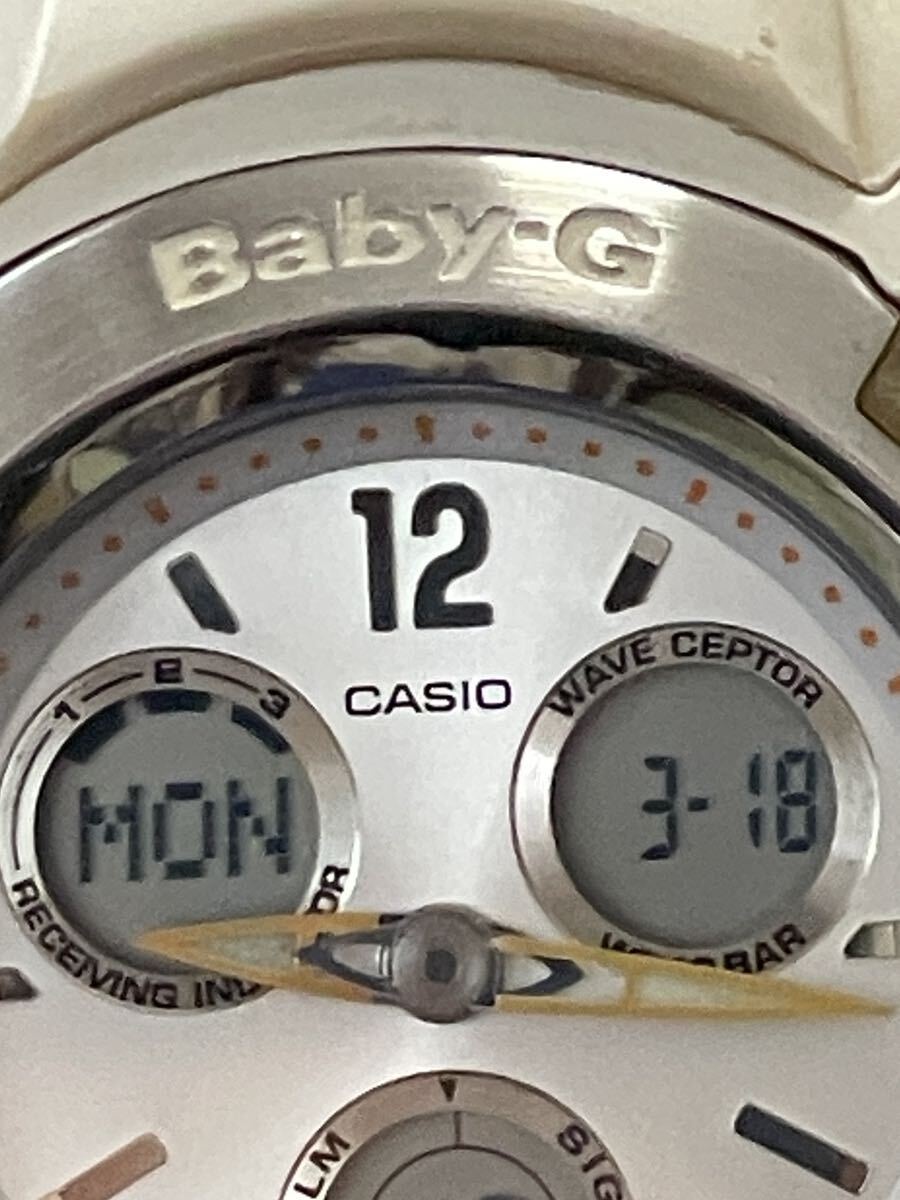 中古レディース腕時計CASIO Baby-G カシオ ベイビーG BG-1500J ホワイト クォーツ (2.26)_画像3