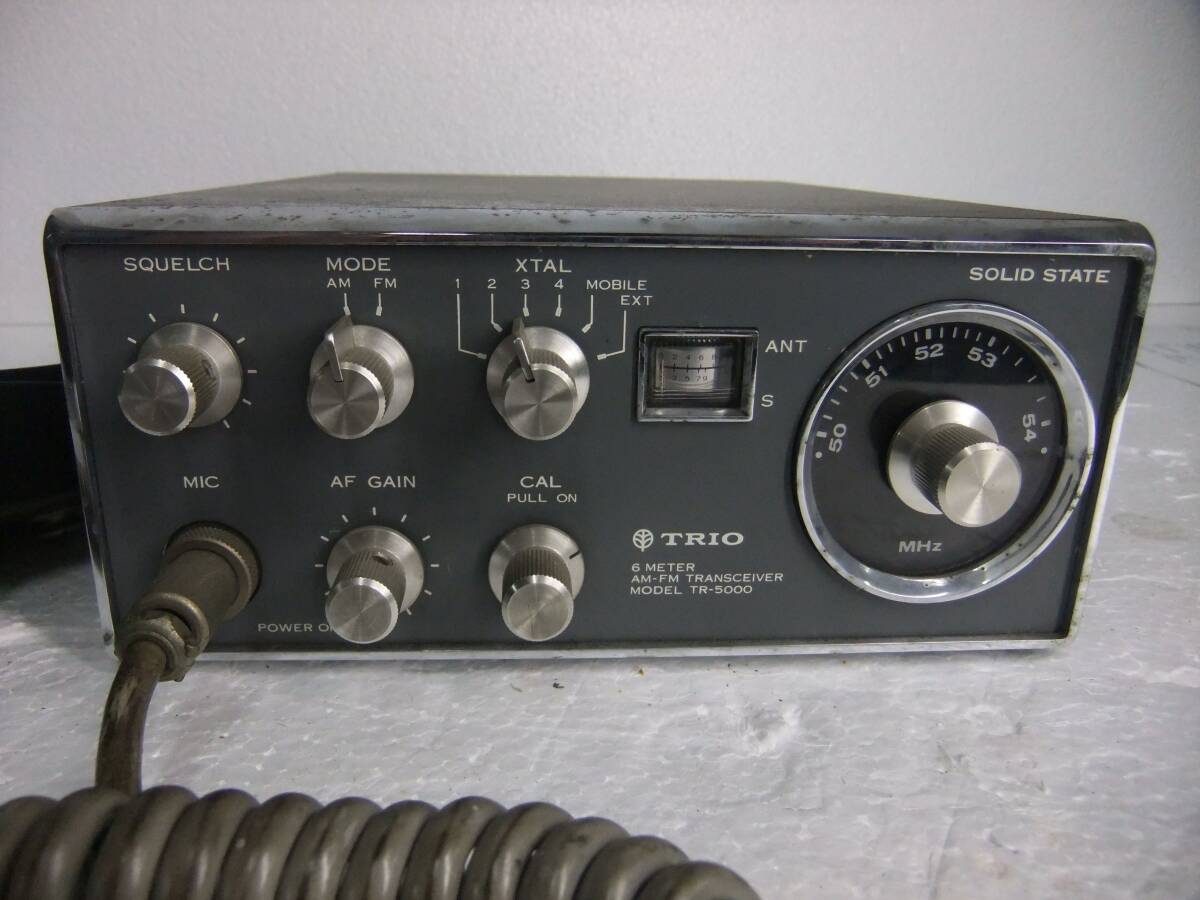 トリオの５０MHz　AM/FMトランシーバーTR-5000です。動作確認できていませんのでジャンク扱いノークレームでお願いします。_画像1