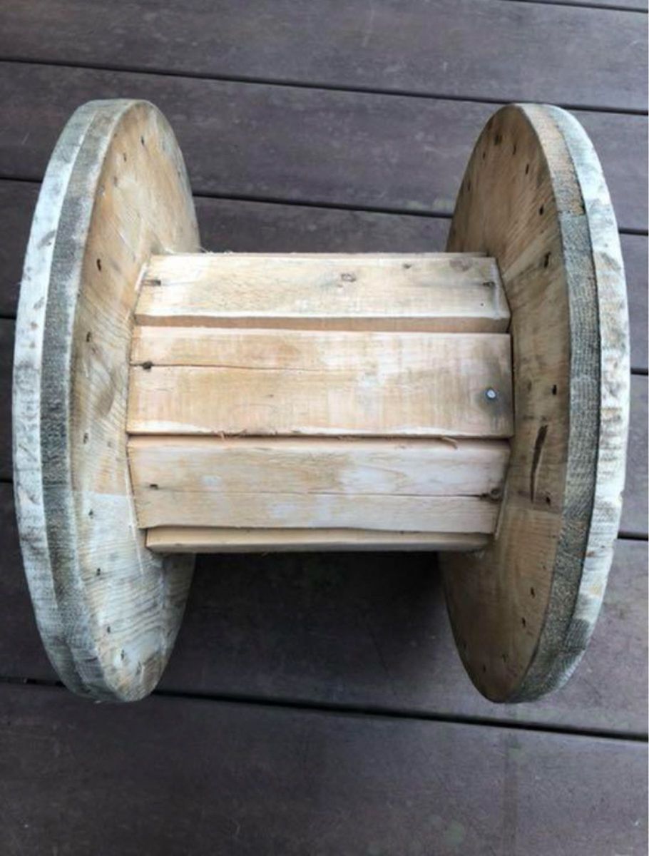 電線ドラム1個　最小？　送料込み　ガーデニング　チェア　花台　未塗装　DIY  電線ドラム 木製ドラム