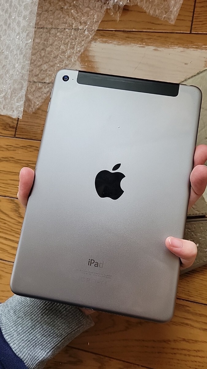 iPad mini4 16GB SIMフリー_画像5