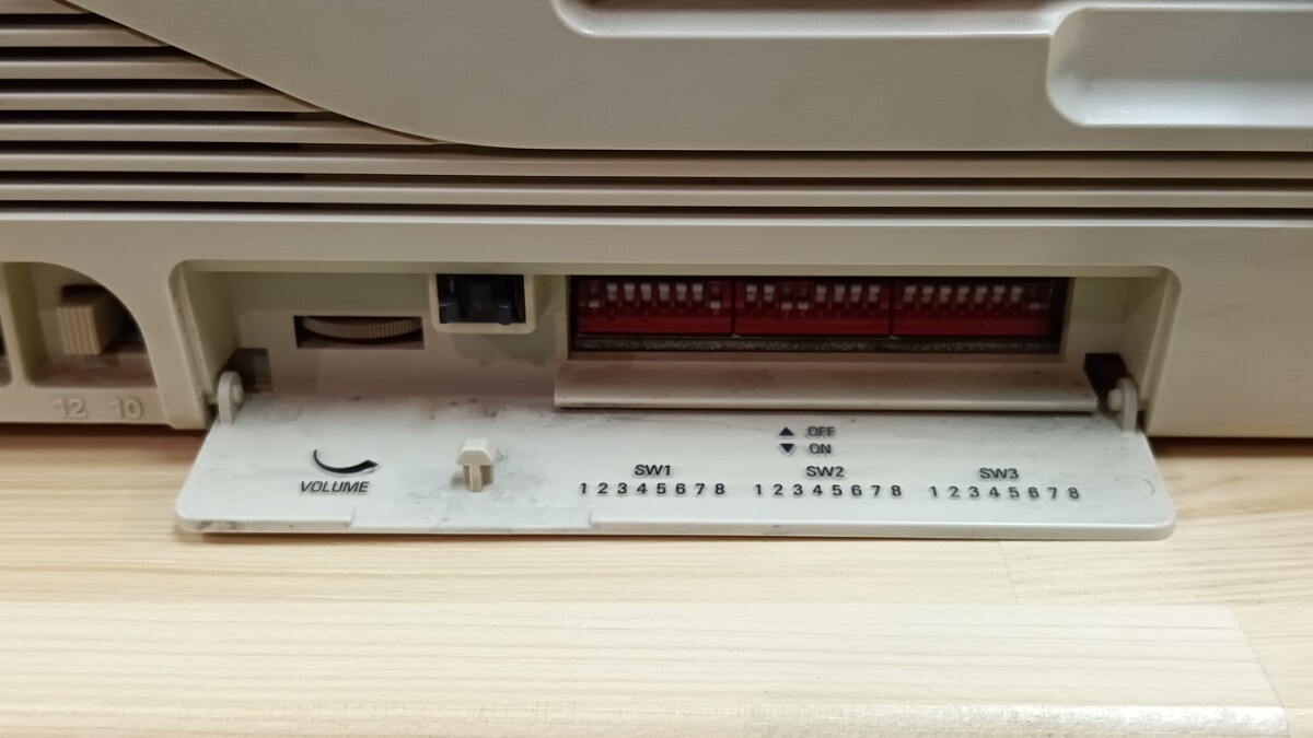 NEC PC-9801RX2　ジャンク 通電確認済み_画像3