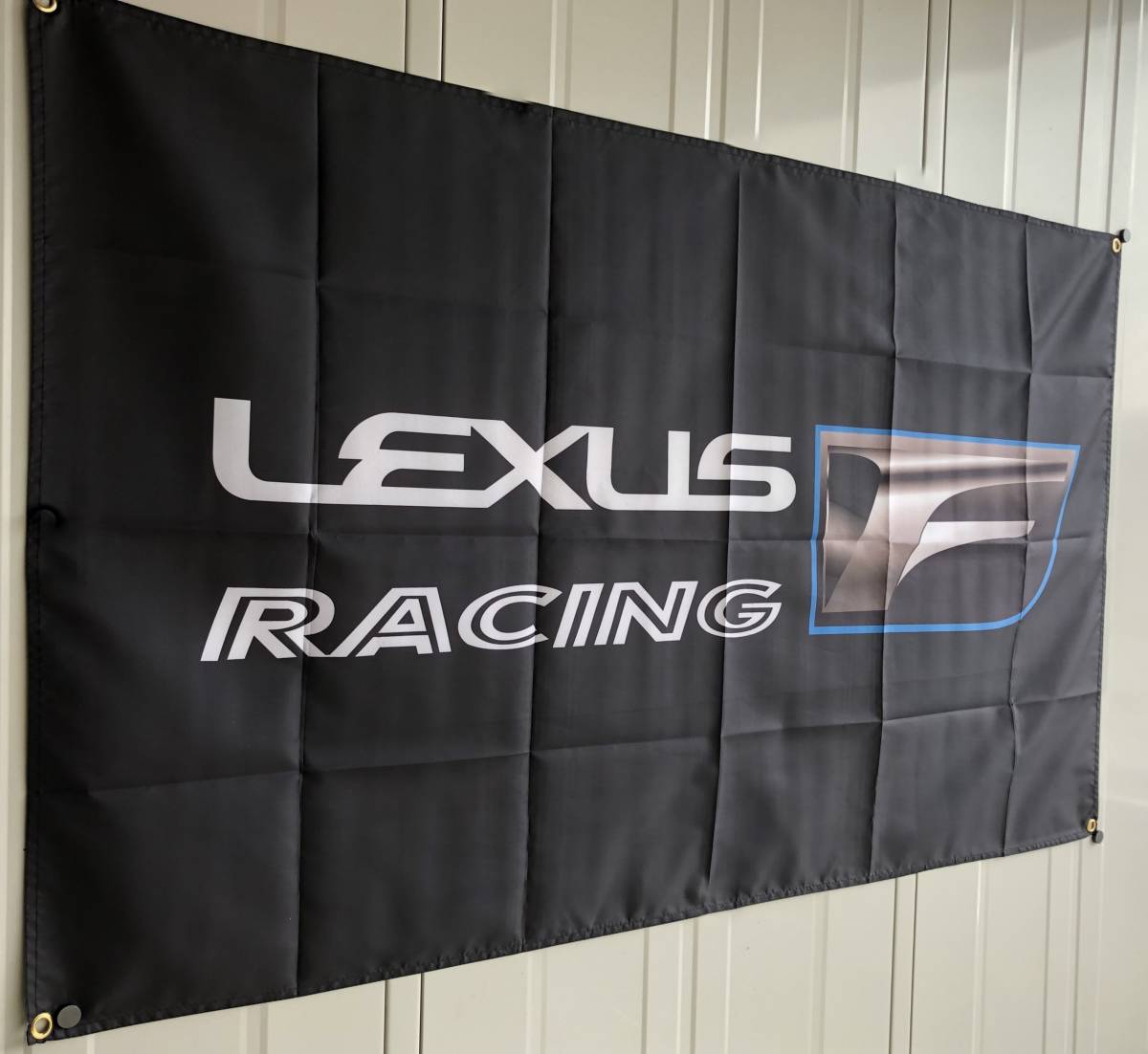 ★ガレージ装飾仕様★ 3Dエンブレム LR02 レクサスフラッグ レクサス旗 ガレージ雑貨 LEXUS レクサスレーシング ポスター 中古車_人気商品のため発送は3月末頃になります。