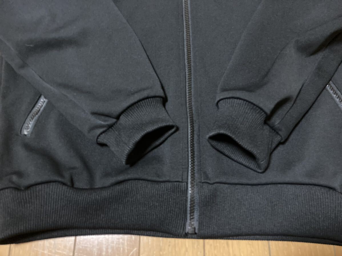 adidas デサント レインボー トラックジャケット L XL ブラック adidas デサント レインボー トラックジャケット L XL ブラック