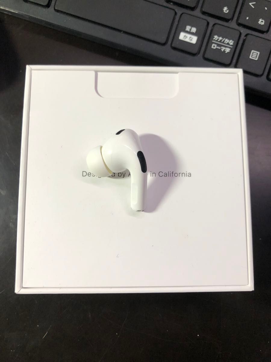 Apple AirPods Pro 第2世代 左耳 左側 左 lightning充電 Apple AirPods Pro 第2世代 左耳 左側 左 lightning充電