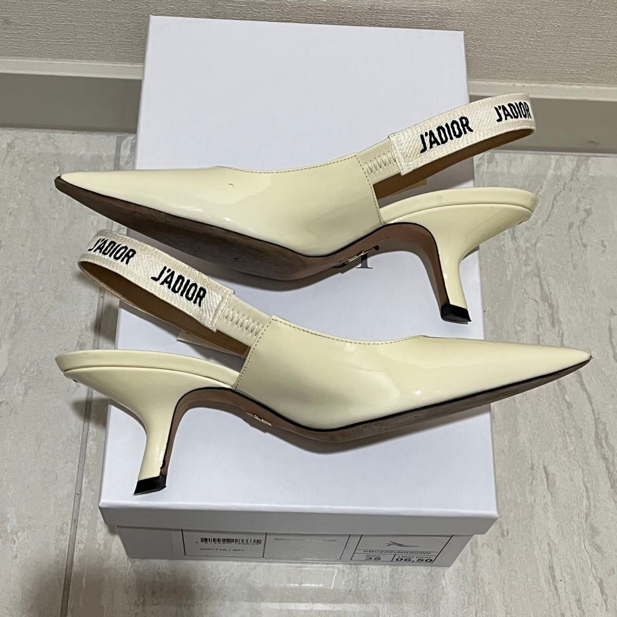 Dior J'Adior スリングバックパンプス ホワイト シューズ 靴 白 Dior J'Adior スリングバックパンプス ホワイト シューズ 靴 白