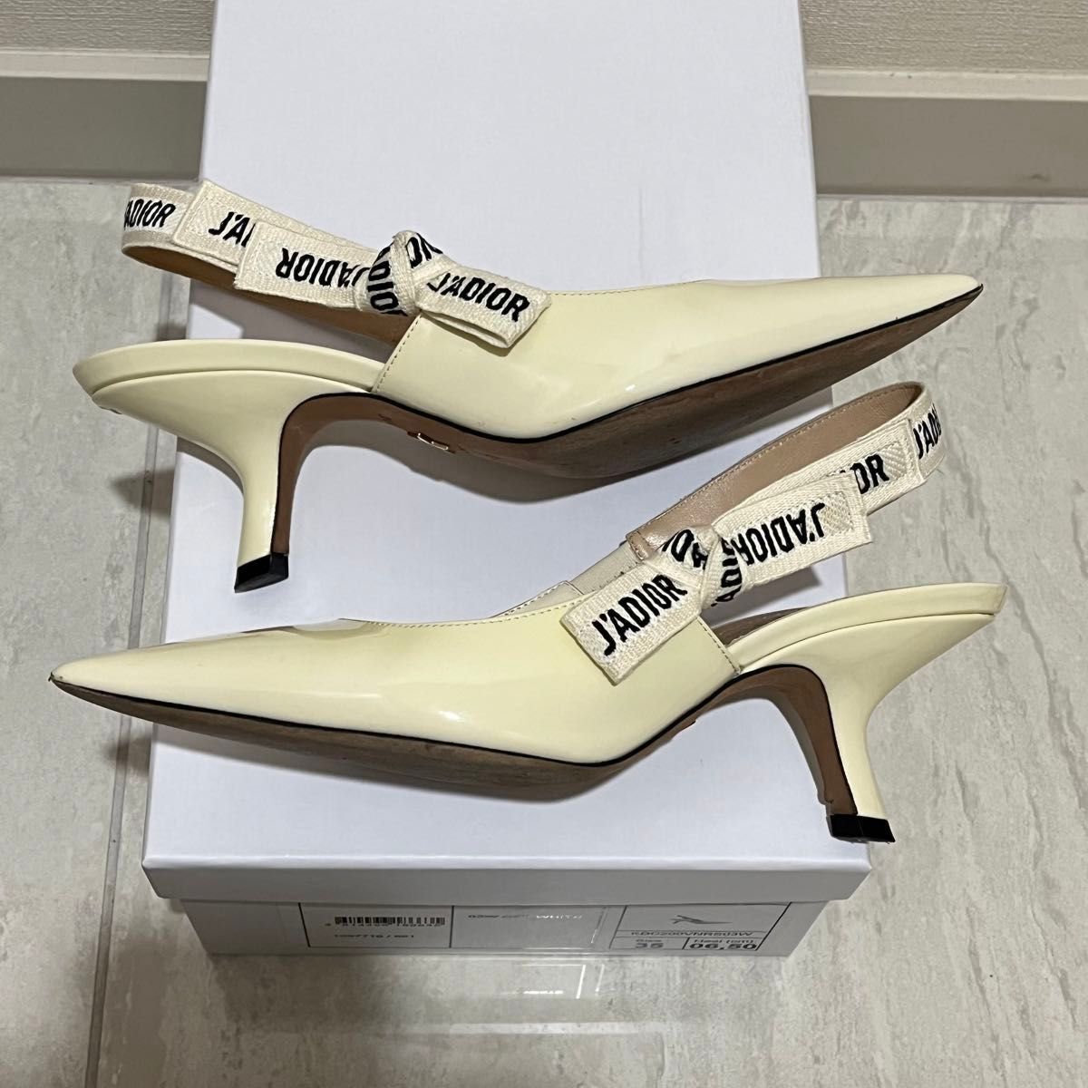 Dior J'Adior スリングバックパンプス ホワイト シューズ 靴 白 Dior J'Adior スリングバックパンプス ホワイト シューズ 靴 白