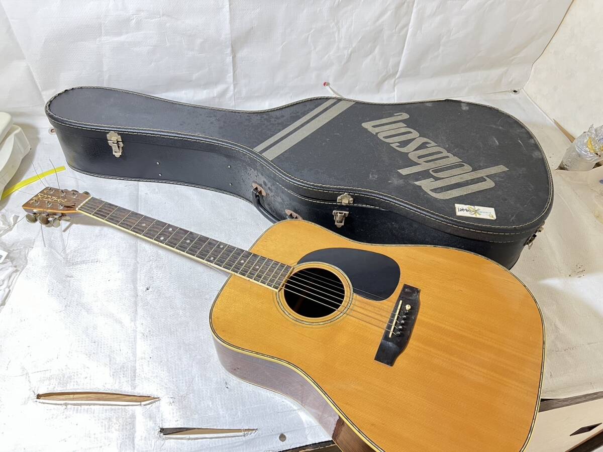 MOUNTAIN　マウンテン　アコースティックギター　W-300　ギブソン　ハードケース付き　アコギ　楽55