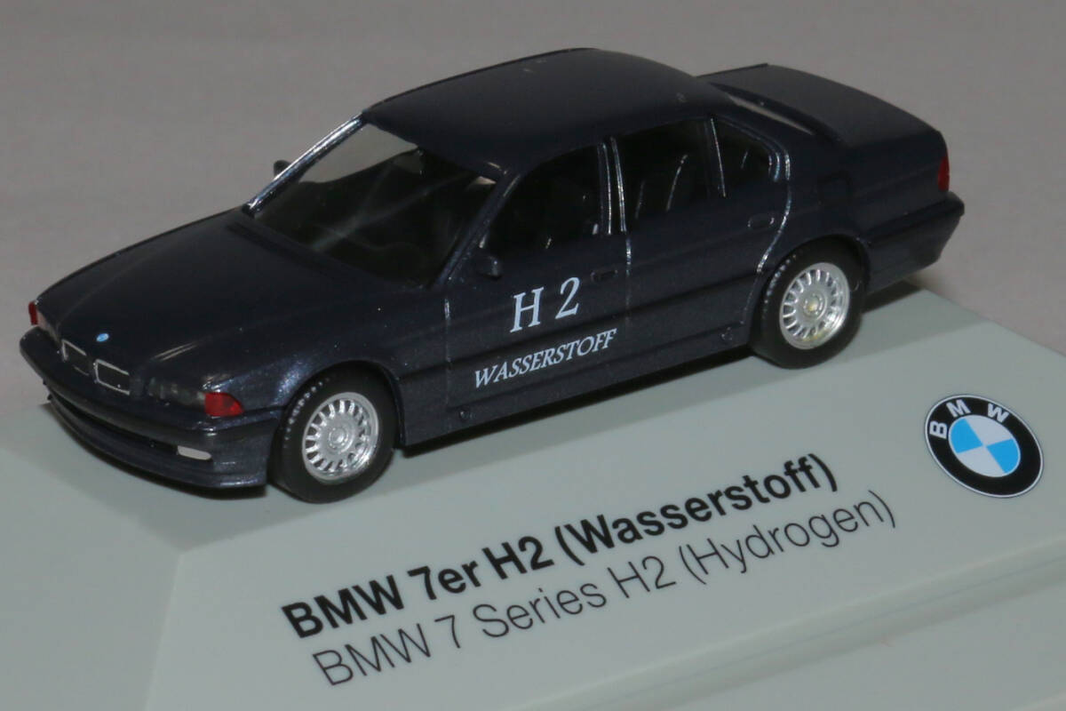 【BMW特注】1/87 BMW 7-Series(E38) H2 2000 / Dark gray metallic - Herpa_画像1