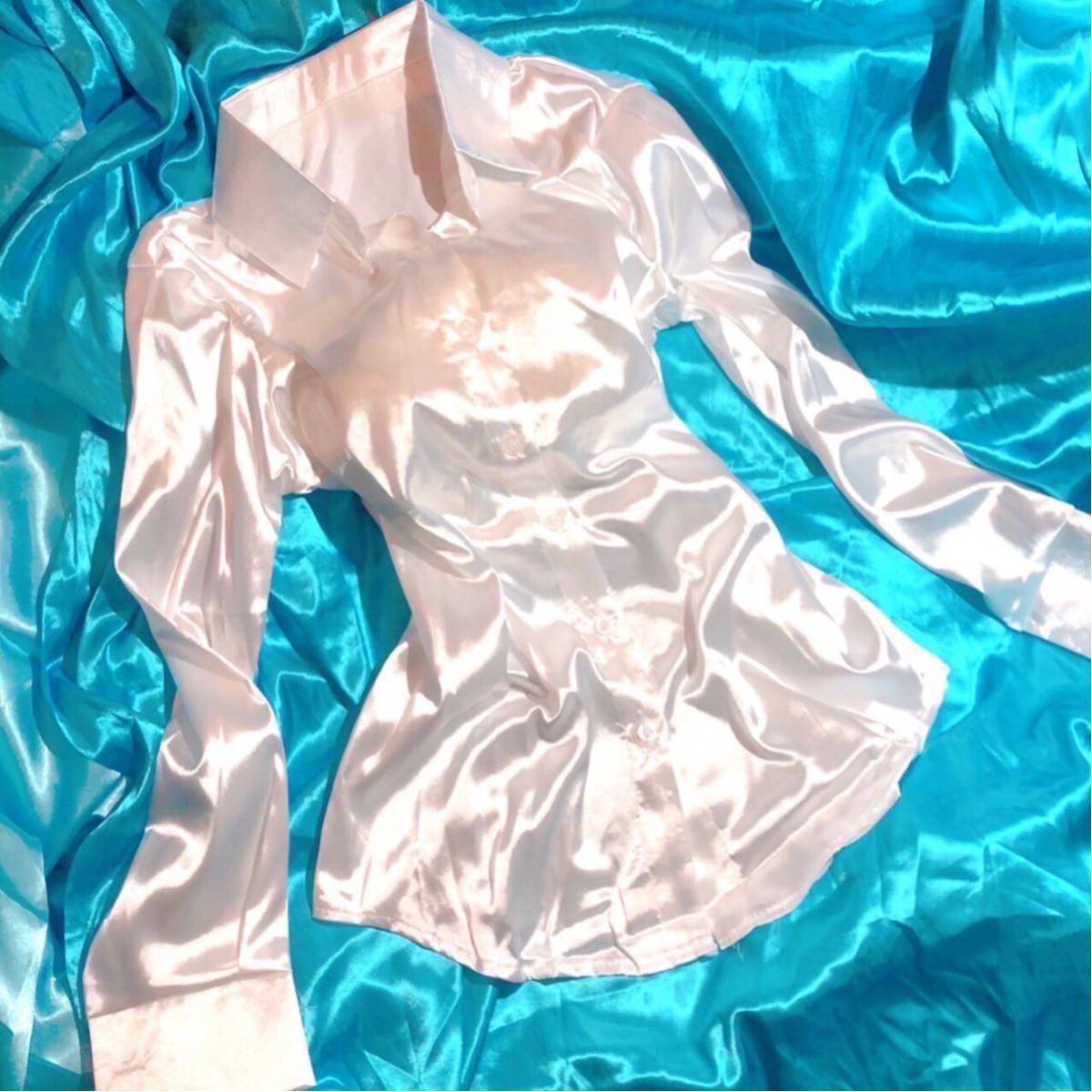 サテン　つるつる　ツルツル シャツ　ブラウス　超光沢　パールホワイト レディース　大きいサイズ　XL 女装 LL satin shirt 白シャツ_画像5