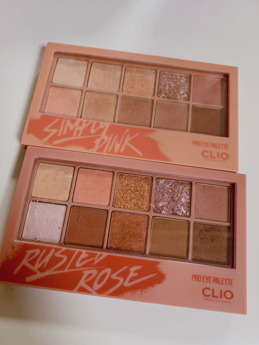 CLIO アイシャドウパレット　SIMPLY PINK RUSTED ROSE