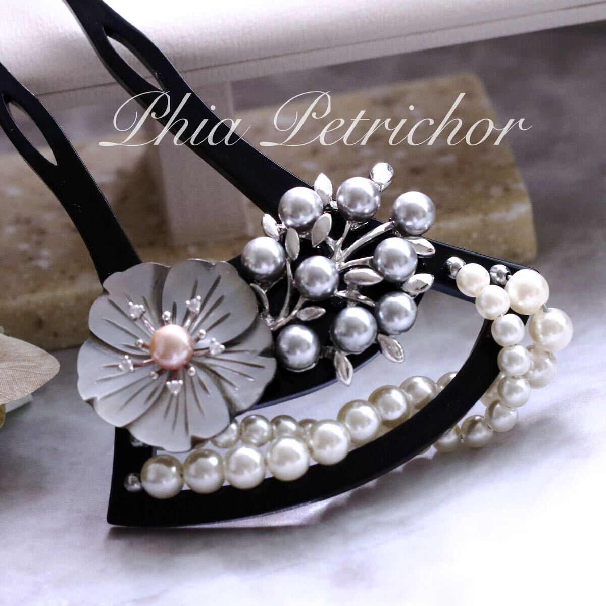 . Sakura ornamental hairpin chopsticks type pearl . hair ornament tomesode kimono coming-of-age ceremony wedding hairpin hair accessory peace graduation ceremony pearl The Seven-Five-Three Festival New Year N90