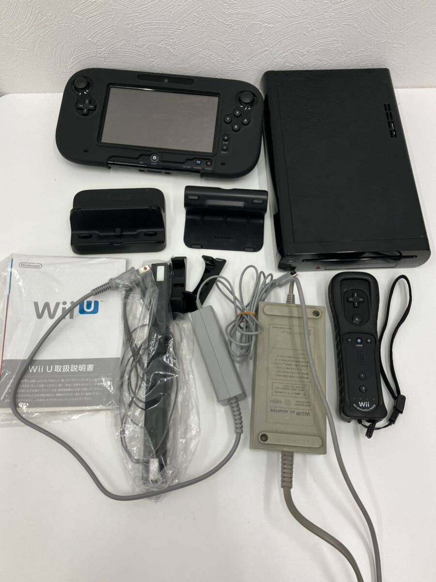 H2-029 任天堂 WiiU プレミアセット 本体 セット ソフト無し 32GB ブラック ニンテンドー 通電確認済み_画像4