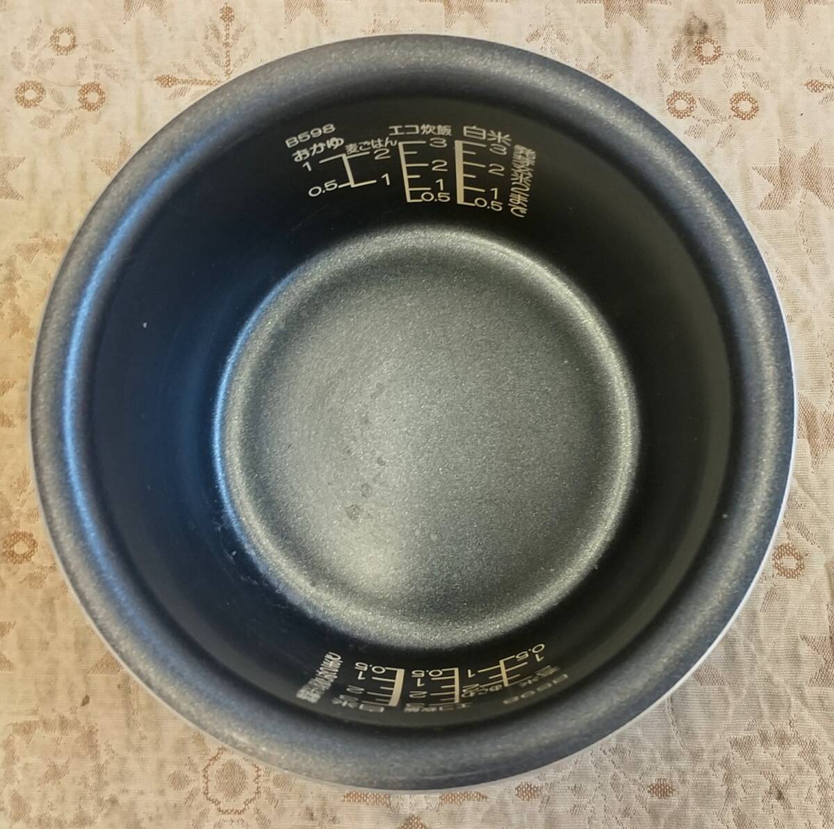 【767】中古品 象印 炊飯器 極め炊き NL-BV05 3合 2021年製_画像7