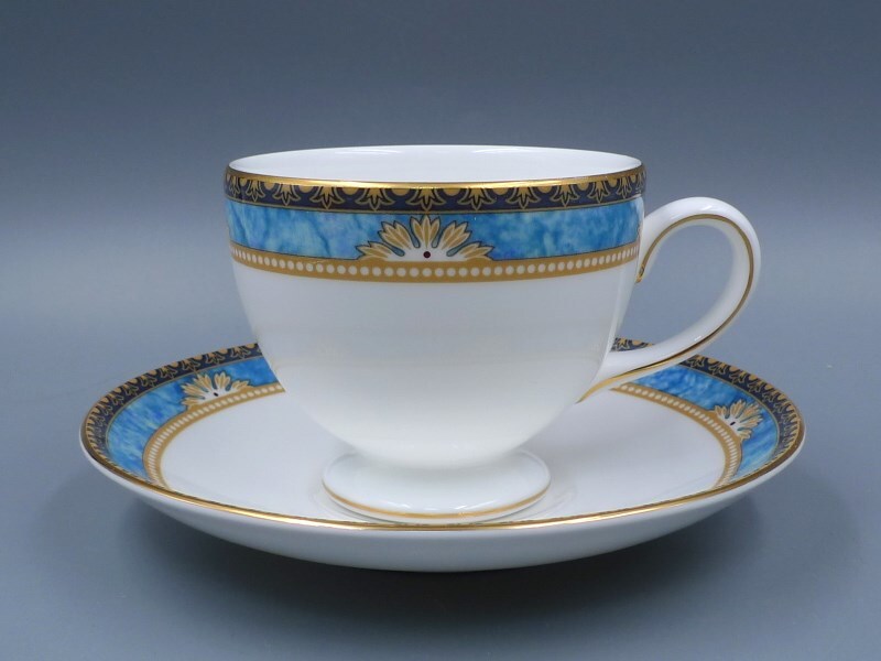 希少 廃盤品 1993年 ウェッジウッド WEDGWOOD カーゾン ティーカップ&ソーサー コーヒーカップ CURZONの画像3