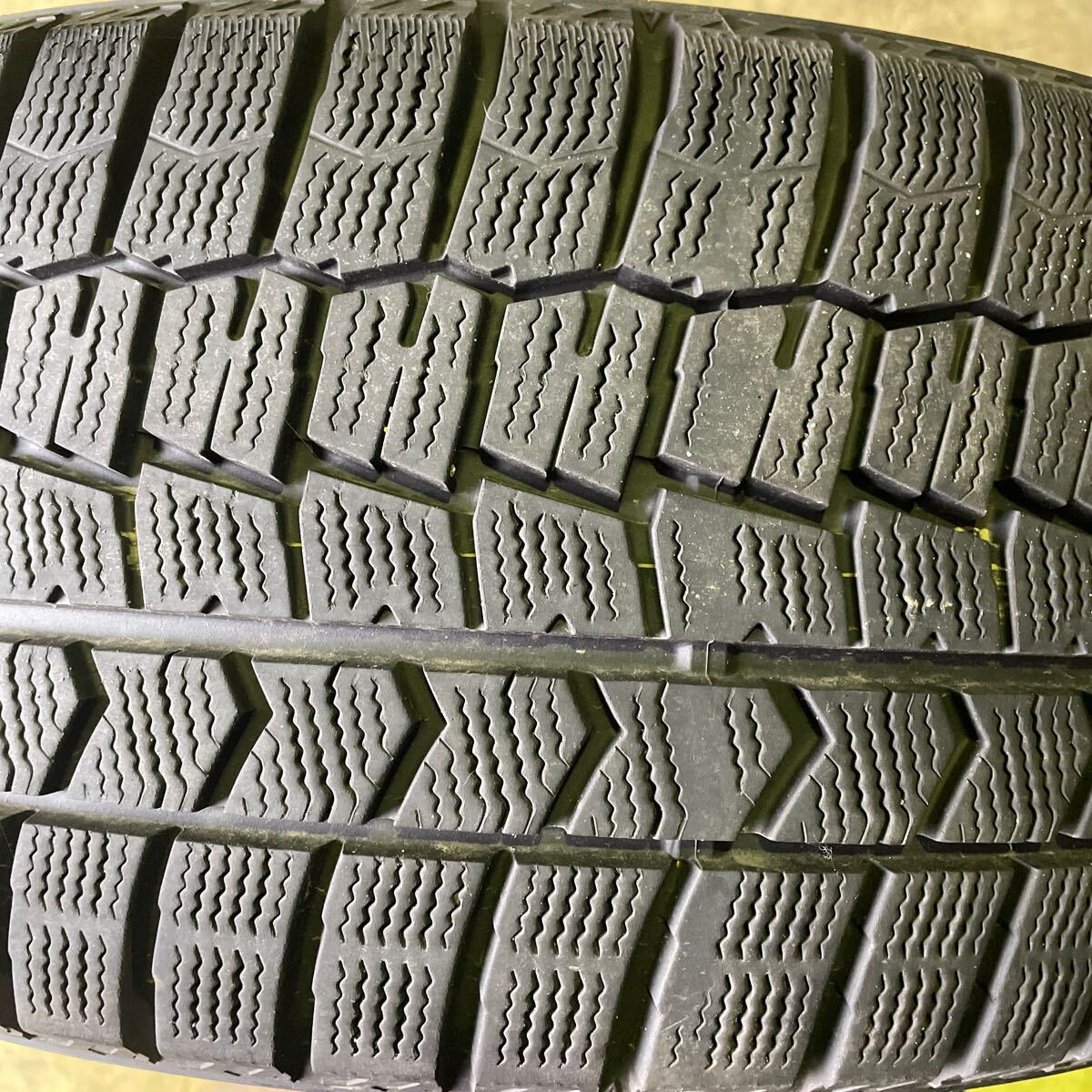 245/40R19 スタッドレス　4本　メルセデスベンツ　ホイールセット　8.5J オフセット30 112 5H ハブ径66mm ボルト穴径約15mm BORBET _画像5