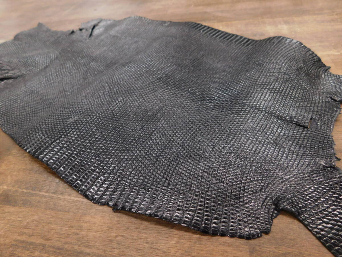 特大サイズ トカゲ革（リザード） 黒（ブラック） 1枚の画像1