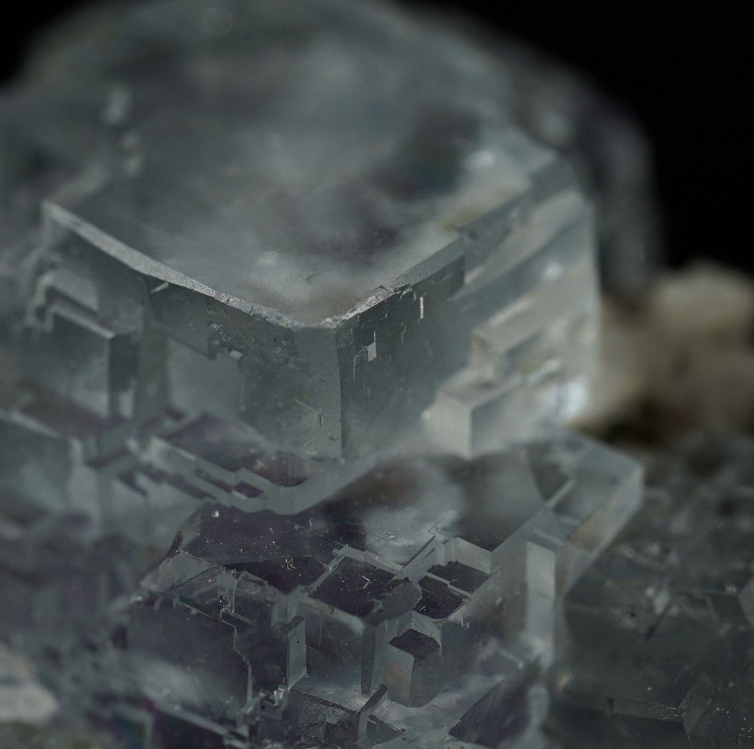 ヤオガンシャン水晶共生フローライトパイライト 原石 鉱物 水晶