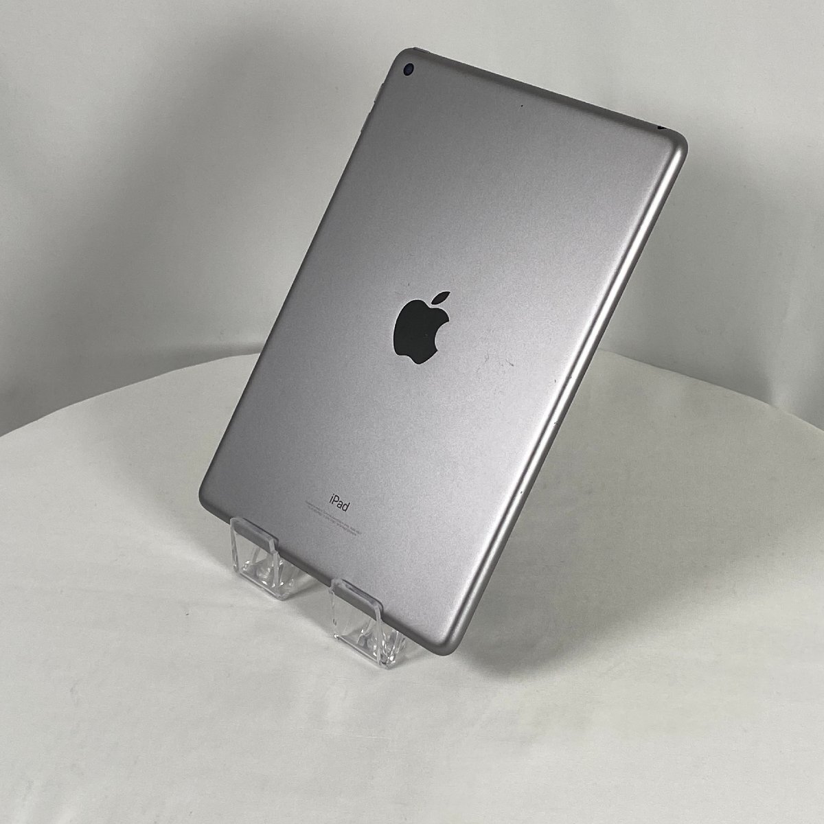 ★１円スタートお得！★iPad（第5世代） Apple 32GB スペースグレイ アップル 【中古】店頭展示品_画像4