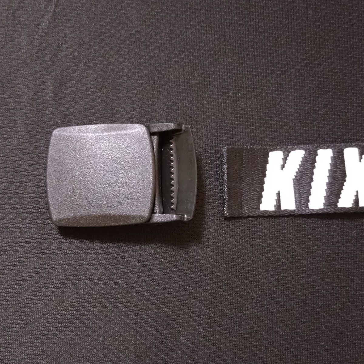 KIXSIX LOGO REPEAT BELT 幅30mm / キックスシックス ロゴ リピート ベルト / 長さ調節可能