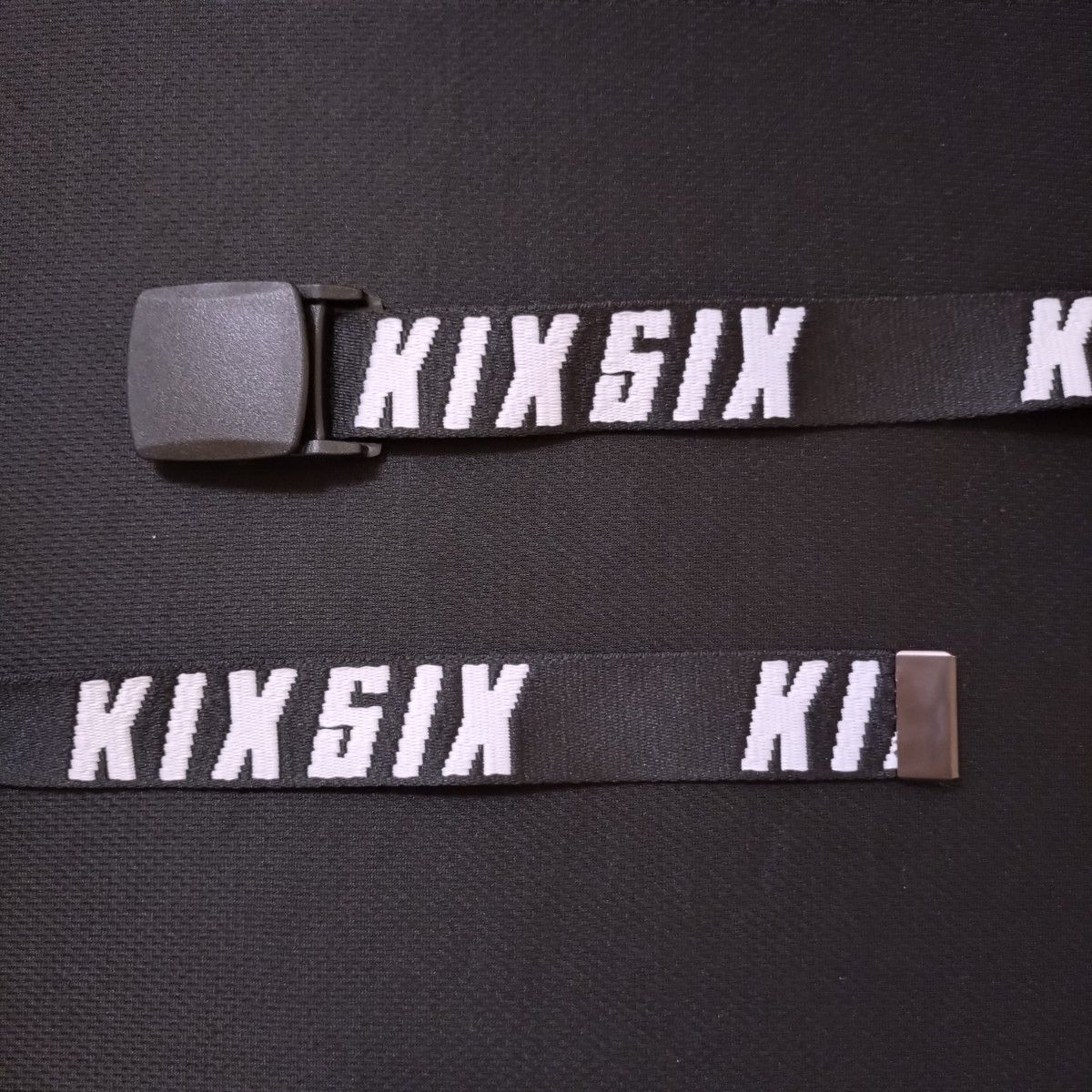 KIXSIX LOGO REPEAT BELT 幅30mm / キックスシックス ロゴ リピート ベルト / 長さ調節可能