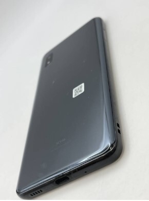 （H-1128）【爆速発送・土日発送可】Galaxy A20 ブラック 利用制限 ◯ 1円スタート アンドロイド SAMSUNG サムスン【キャリア・au】の画像5