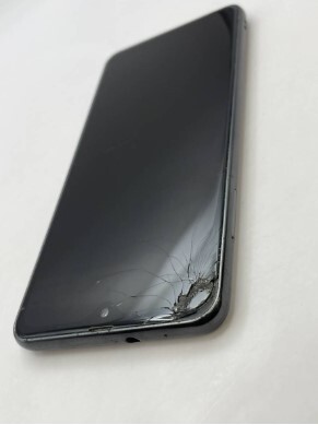 （H-1128）【爆速発送・土日発送可】Galaxy A20 ブラック 利用制限 ◯ 1円スタート アンドロイド SAMSUNG サムスン【キャリア・au】の画像2