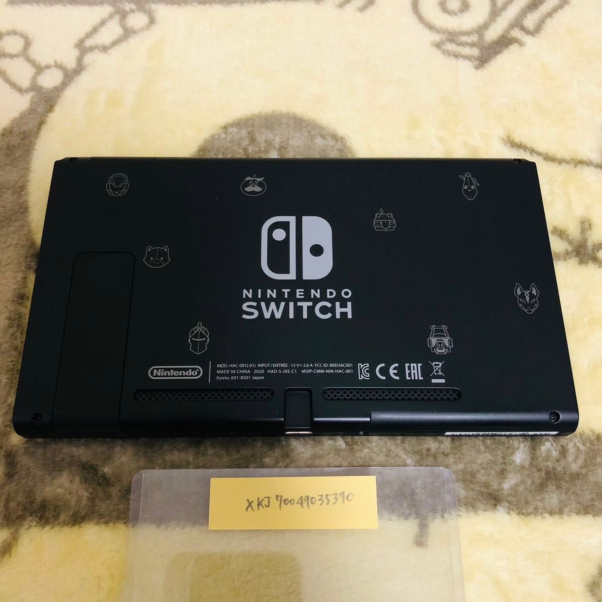 新型 Nintendo Switch フォートナイトエディション 本体のみ