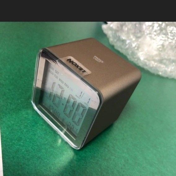 LEXON CUBE SENSOR クロック LR103PD 箱にキズありのためアウトレット品です 
