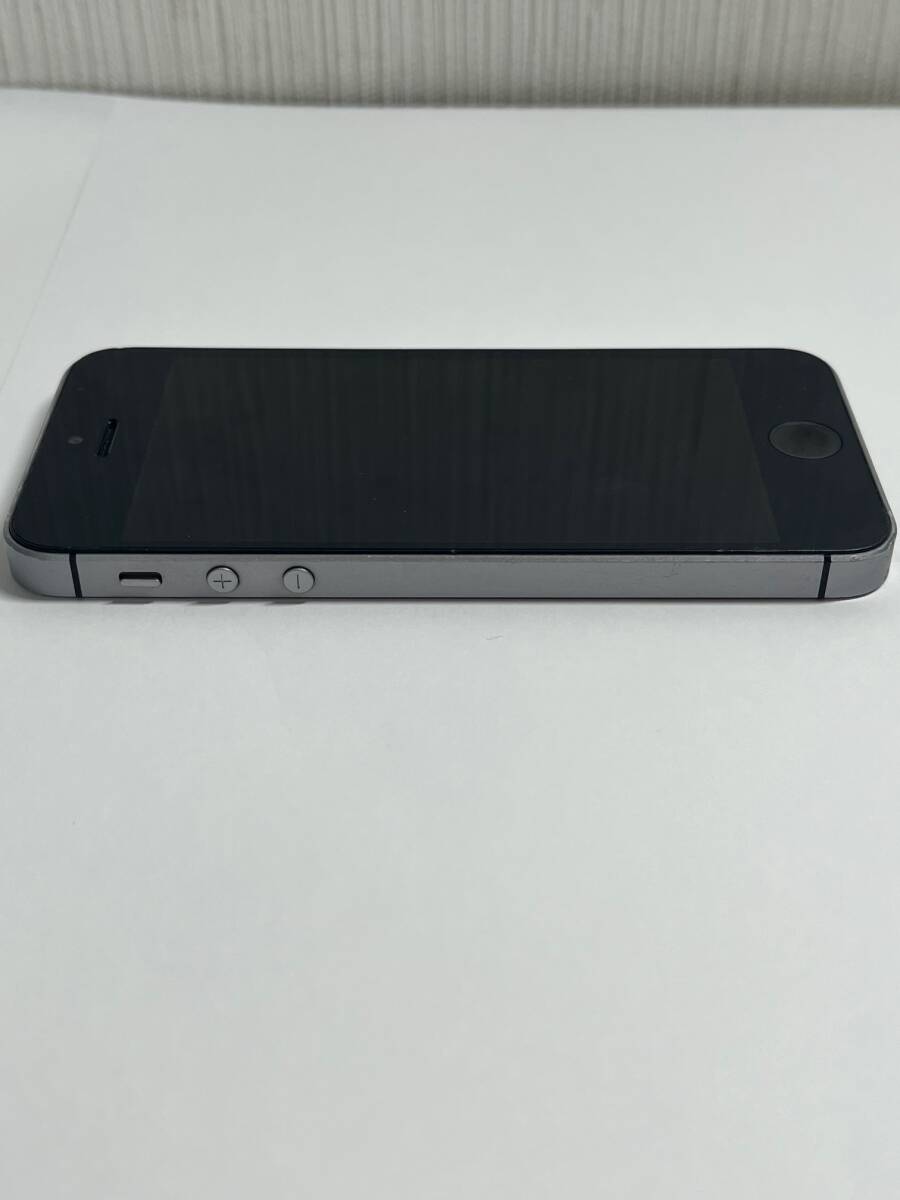 C-311Y 【中古】iPhone SE 第一世代 MP822J/A 32GB スペースグレー softbank〇 SIMロック IMEI：353848087400839の画像7