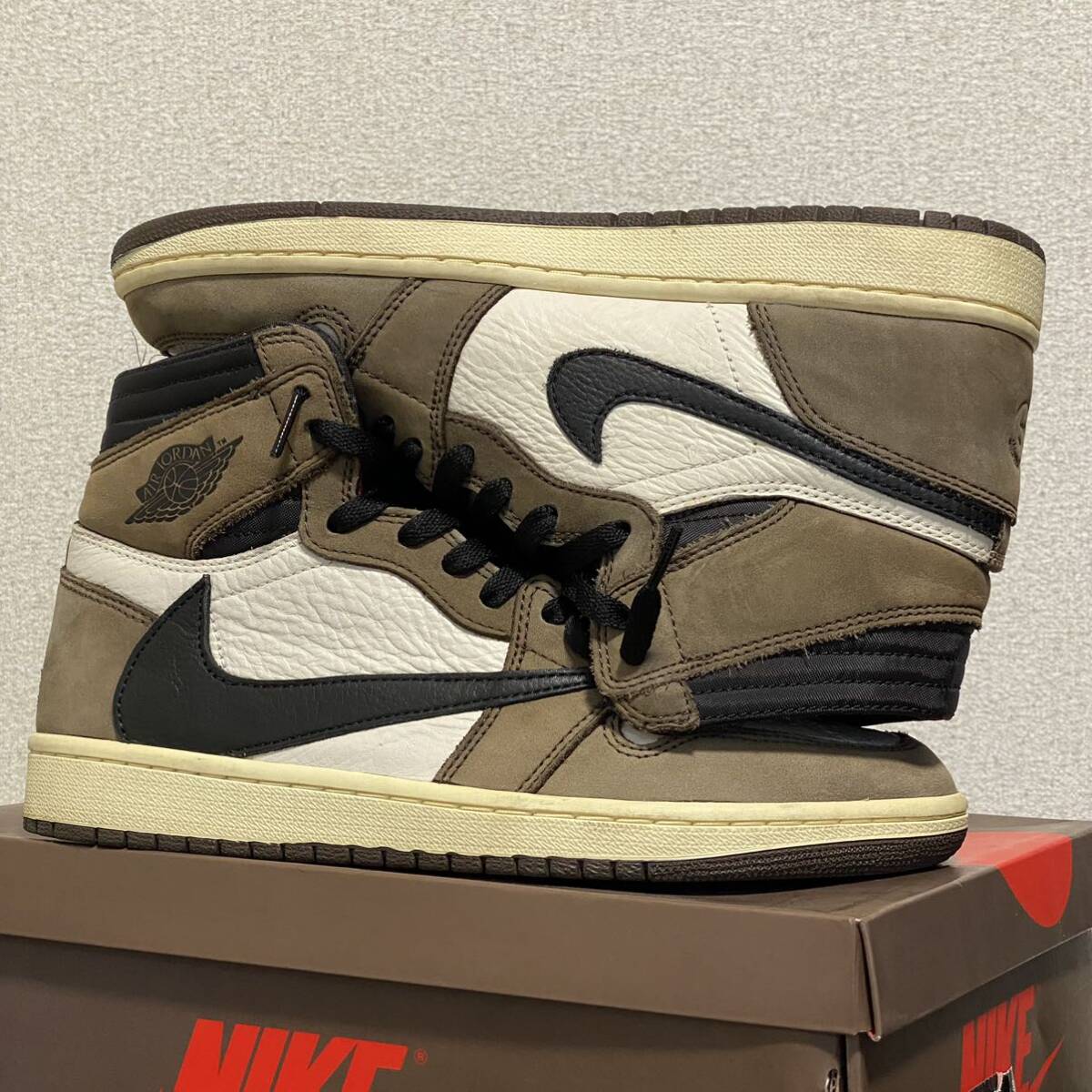 【1円スタート】NIKE NIKE TRAVIS SCOTT AIR JORDAN 1 RETRO HIGH OG トラヴィススコット エアジョーダン1 レトロ スニーカー US8.5 26.5cmの画像2