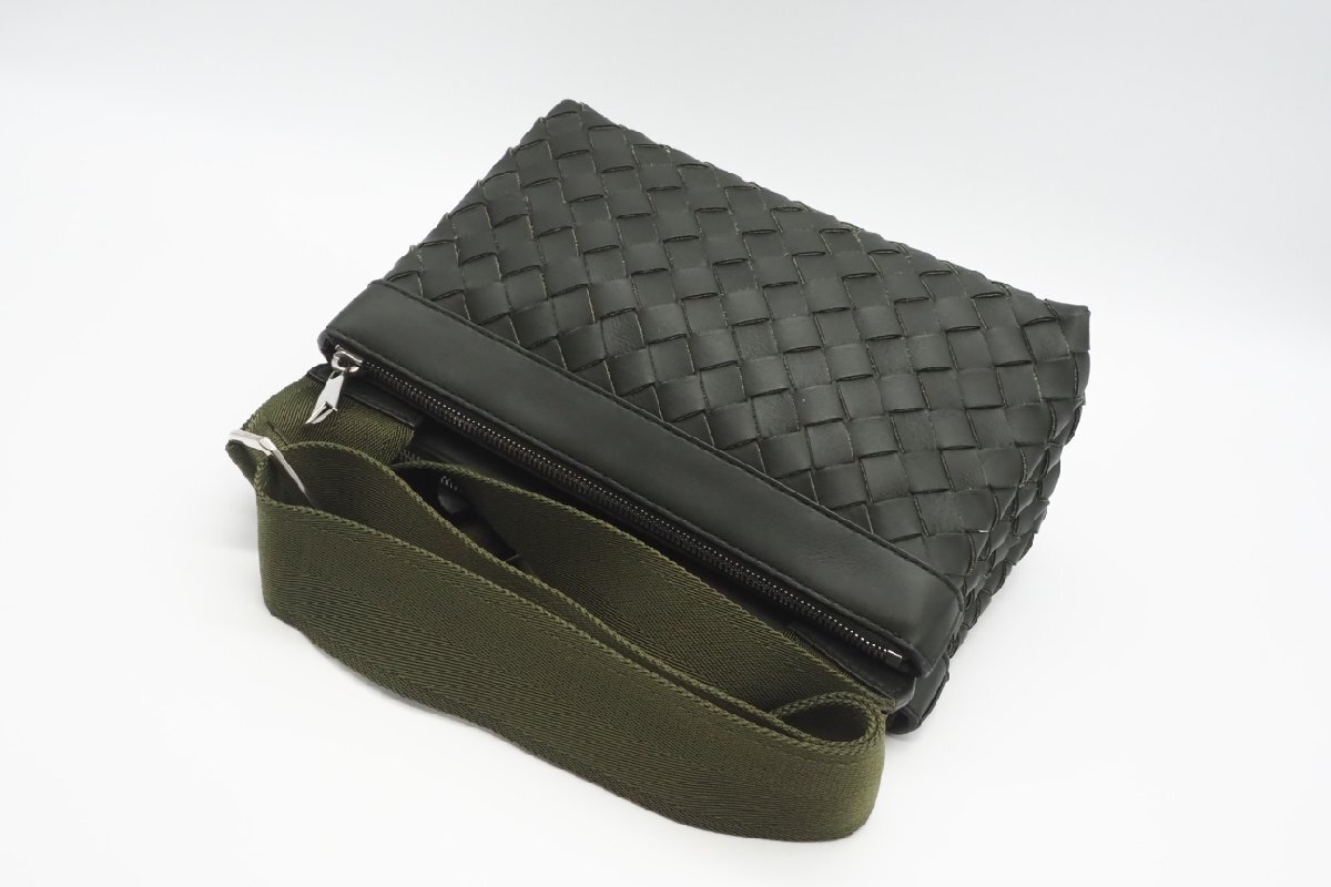 ☆安心の３大保証☆ ABランク ≪BOTTEGA VENETA ボッテガ ヴェネタ/ショルダーバッグ≫ 651938 イントレチャート カーキ レザー 送料無料の画像2