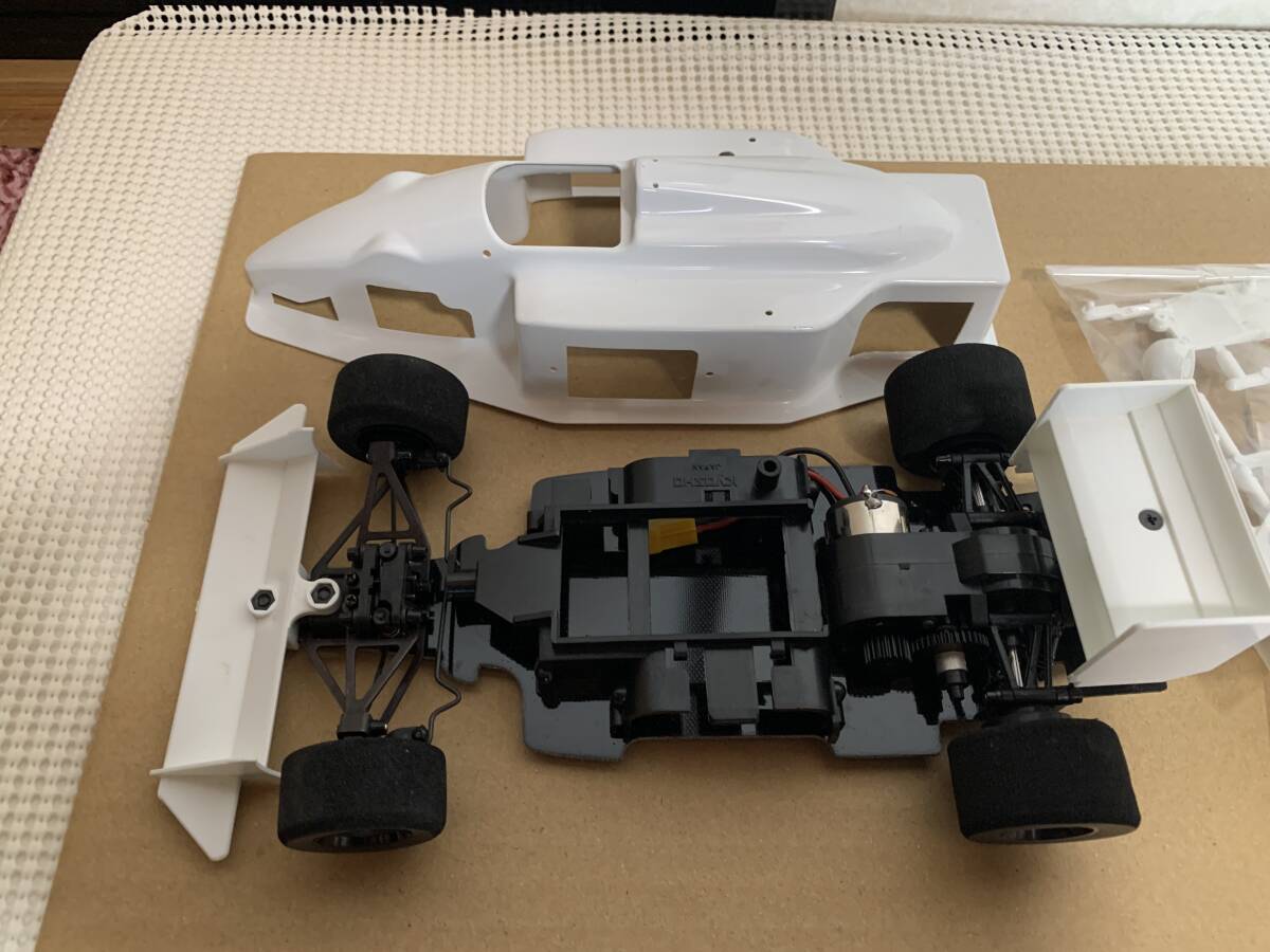 KYOSHO 京商 1/18 F1 RACER ウイリアムズ ホンダ FW-11B プロポ付き 新品 箱なしの画像4